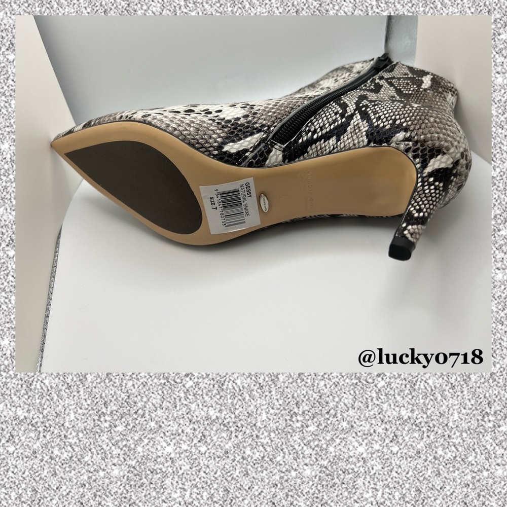 Tony Bianco NWT Gessy Bootie in Natural Snake Sz 7 - Picture 8 of 14